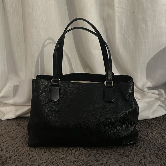 AUTHENTIC GUCCI LEATHER TOTE BAG - Picture 3 of 11